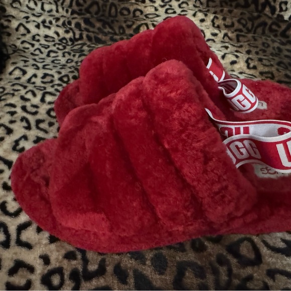 ❤️ UGG FLUFF YEAH SLIPPERS ❤️ - Picture 3 of 4